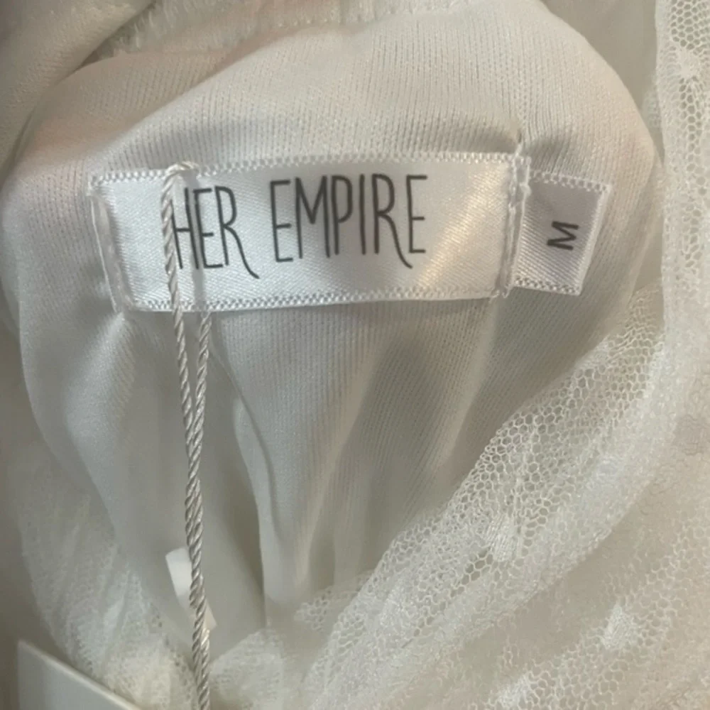 Her Empire Bella White Sheer Dress NWT - M - Picture 8 of 9